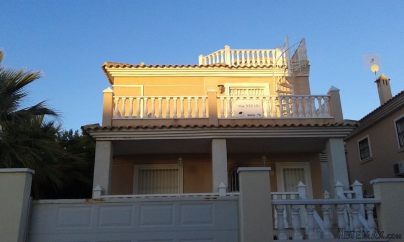 4 Bedrooms - Chalet - Alicante - For..