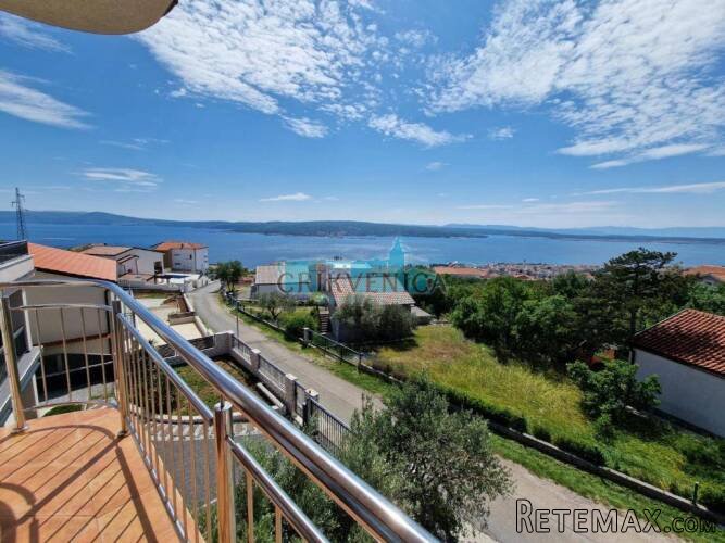 CRIKVENICA stan 105m2 1.kat - prekrasan pogled - 11