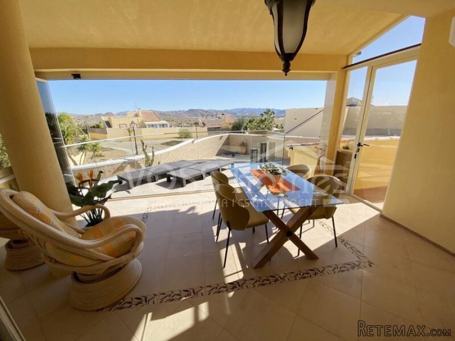 NEW & EXCLUSIVE TO VOSS HOMES - A stunning, recently.. - 12