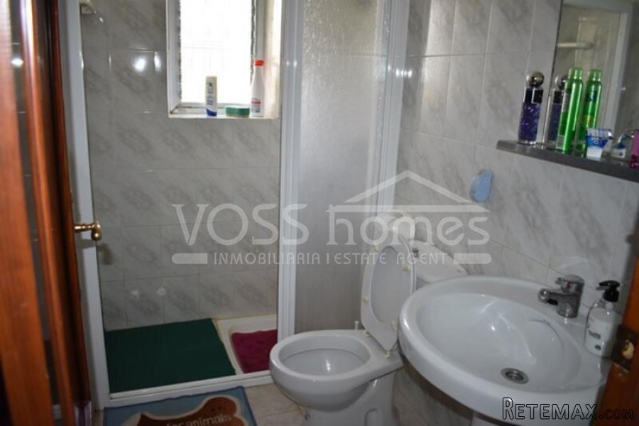 A lovely, very well kept country property of 274m2 with 3.. - 13