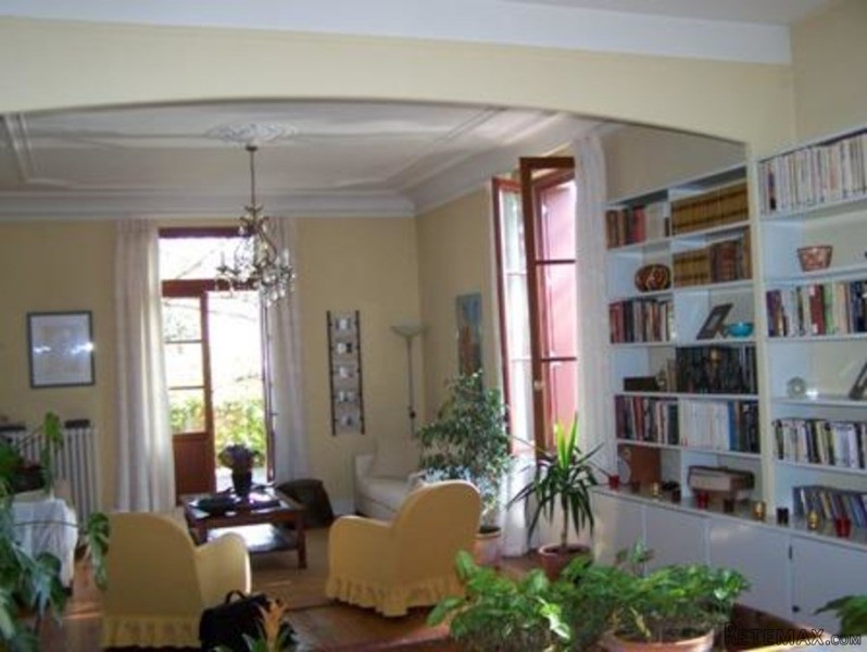 Large House, Good Location In The.. - 2