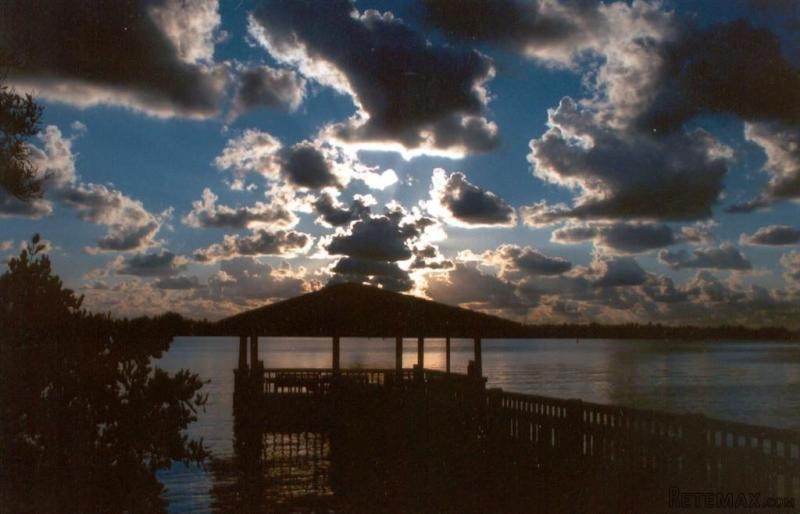 8200 Lakeshore Dr #1010, Hypoluxo, FL -.. - 2