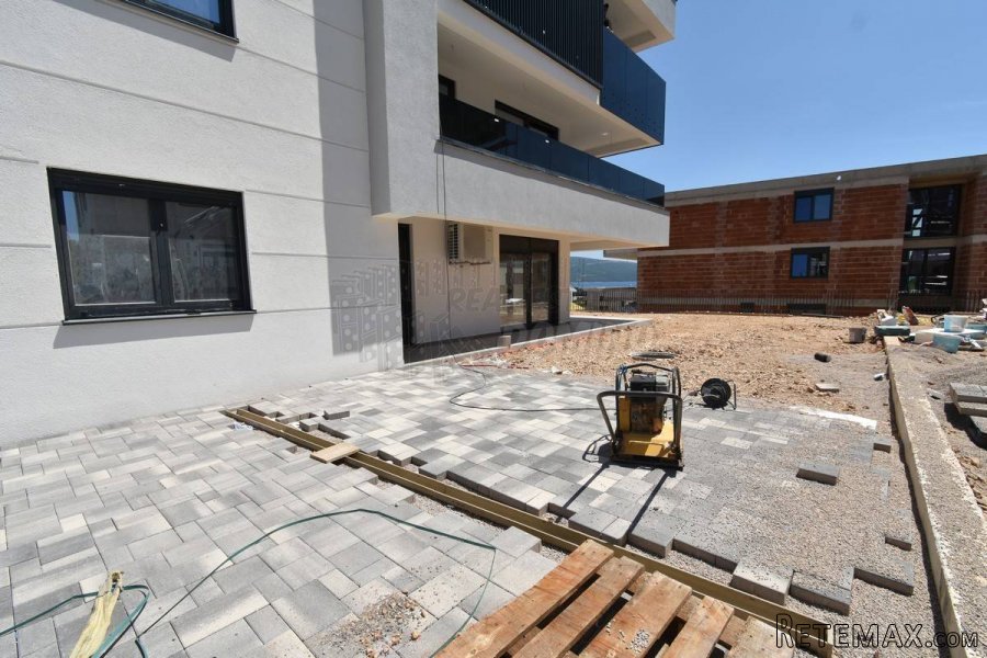 Apartman u novogradnji s okućnicom! Grad Krk! - 15