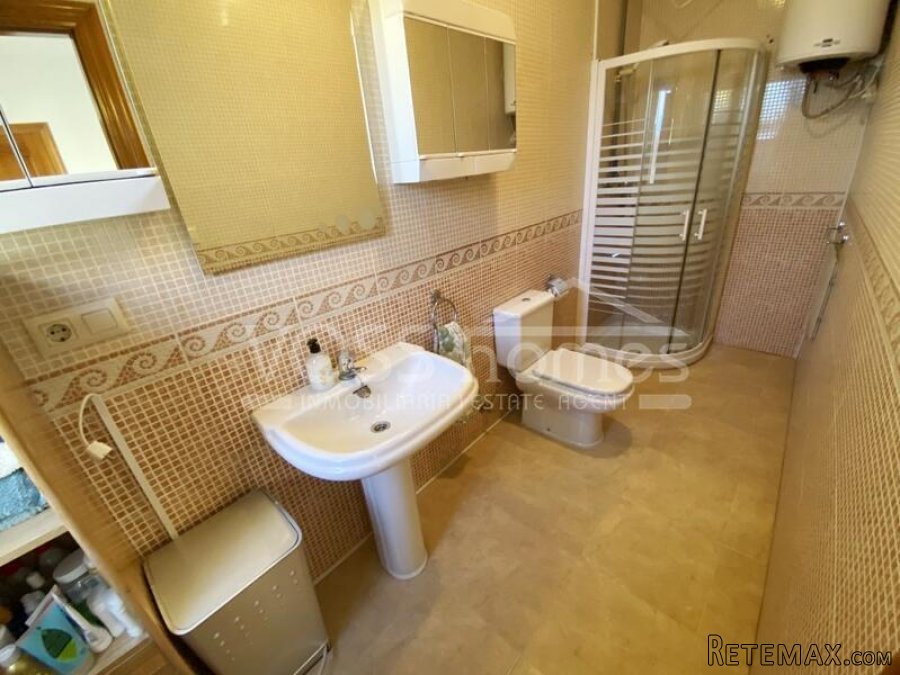 NEW TO VOSS HOMES - A spacious 2 bed, 2 bath villa with.. - 17