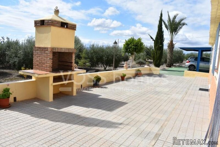 A lovely, very well kept country property of 274m2 with 3.. - 20