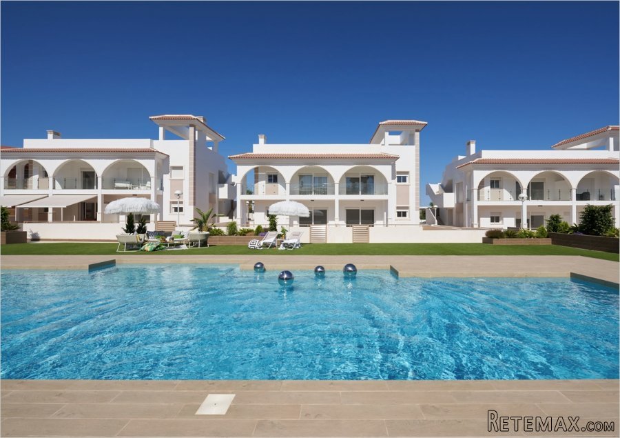 Beautiful brand new ground floor apartment in a new luxury.. - 2