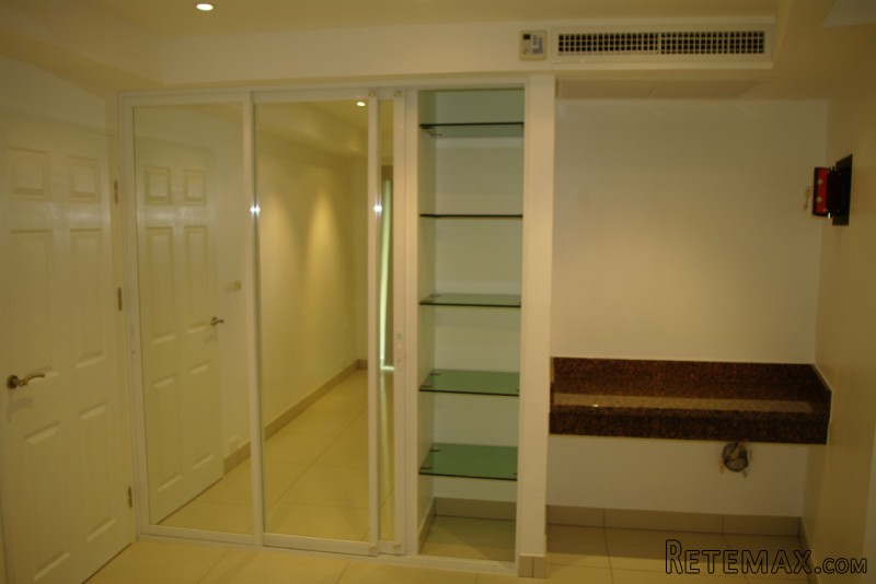 Superb 1-Bedroom Sea View Condo on Kata..