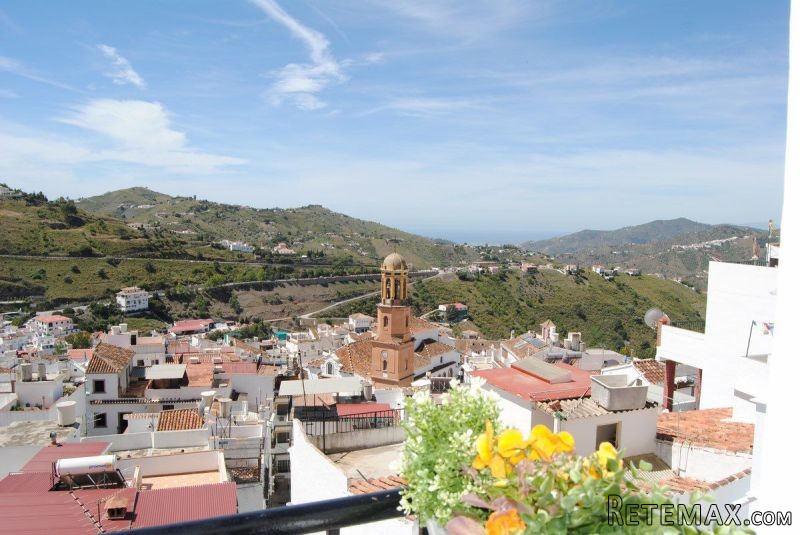 Town House for For Sale in Competa..