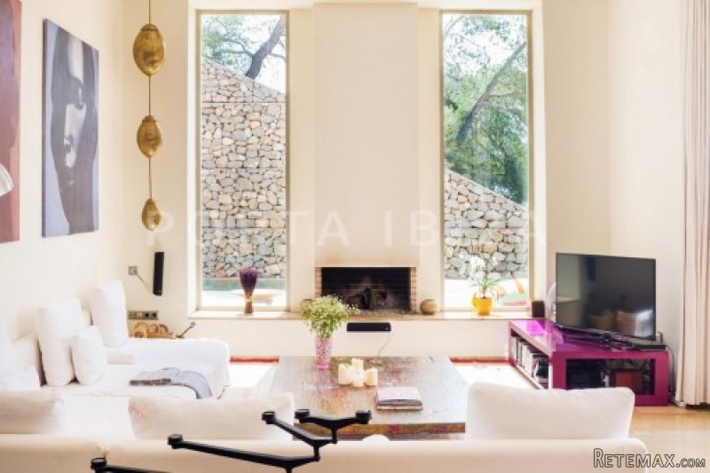Wonderful villa with seaviews in Roca.. - 2