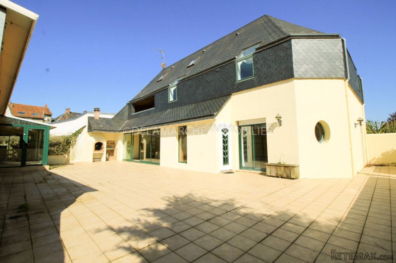 Brehal - House For Sale