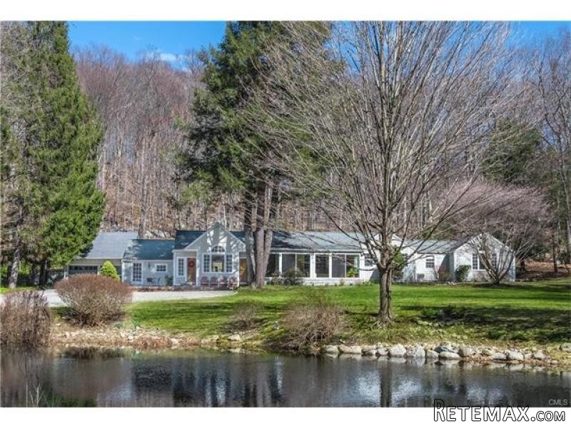 3 bedroom House For Sale: 7 VALLEY..