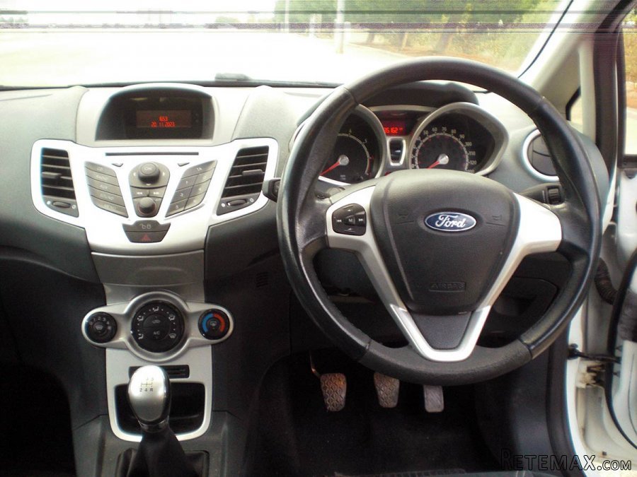 Ford Fiesta 1.2 - 7