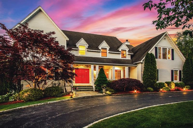 5 bedroom House For Sale: 120 Stonewall..