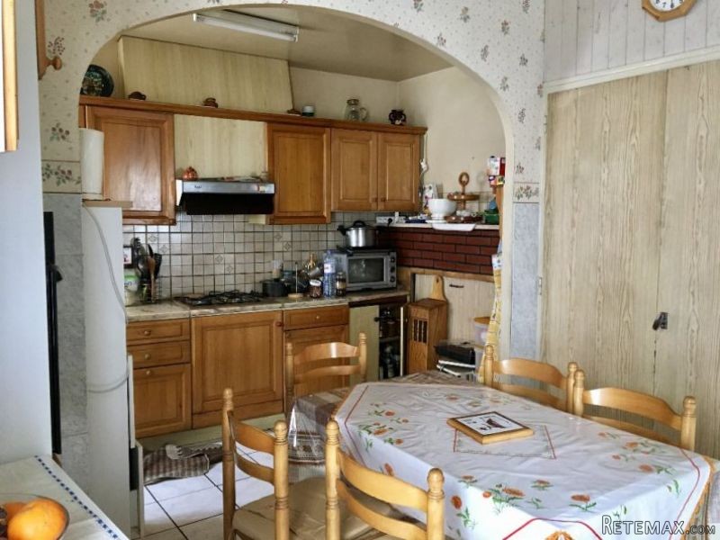 Habitable House to Improve - 2