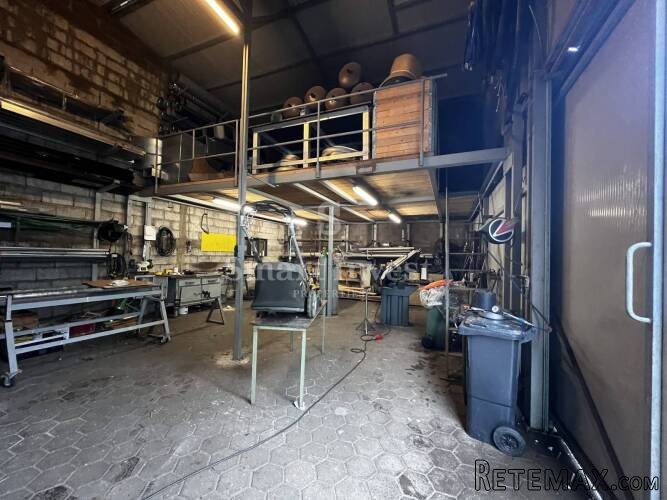 MATULJI, hala od 340 m2 - 2