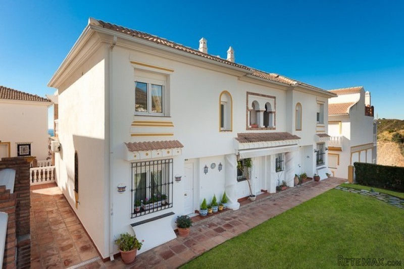 2 Bedroom Ground Floor Apartment