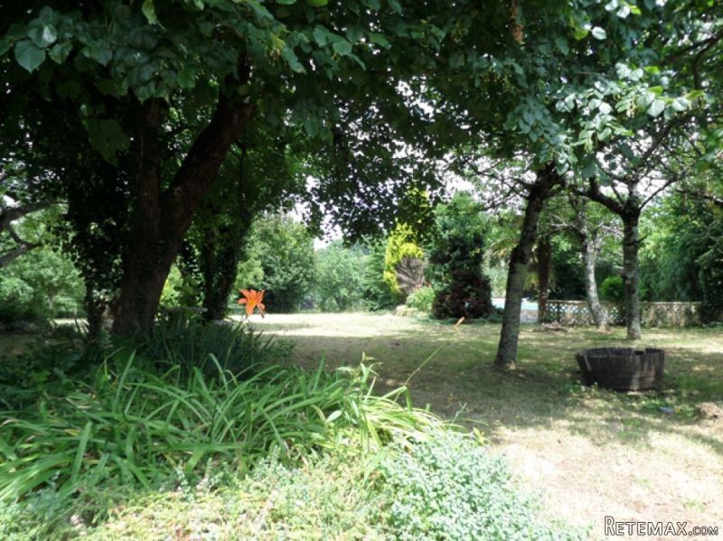 It's got the lot!! Lovely 3 bed house.. - 2