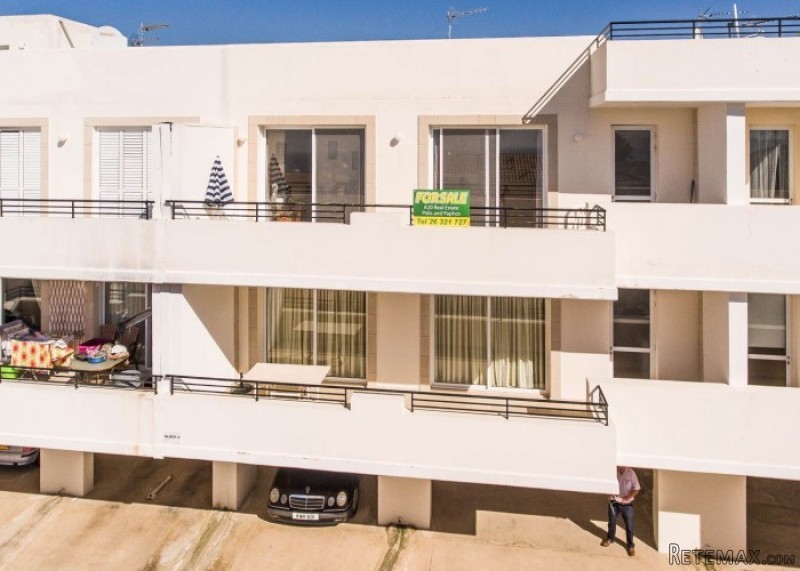 For Sale : First Floor Apartment -..