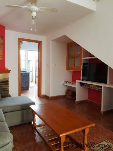 La casa tiene 3 dormitorios y 3 baños.Orientación sur.Dos p.. - 4