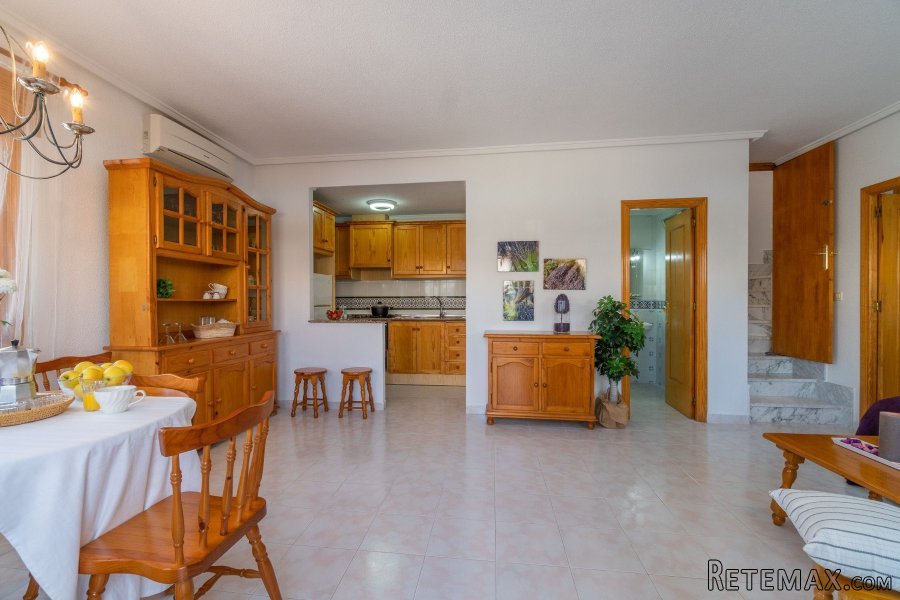 Superficie útil: 60m2Tamaño de la parcela: 120 m.. - 4