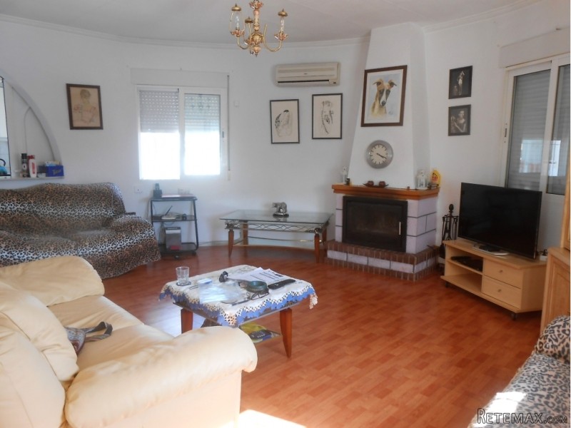 RS290, Detached 4 Bed Villa with large.. - 2