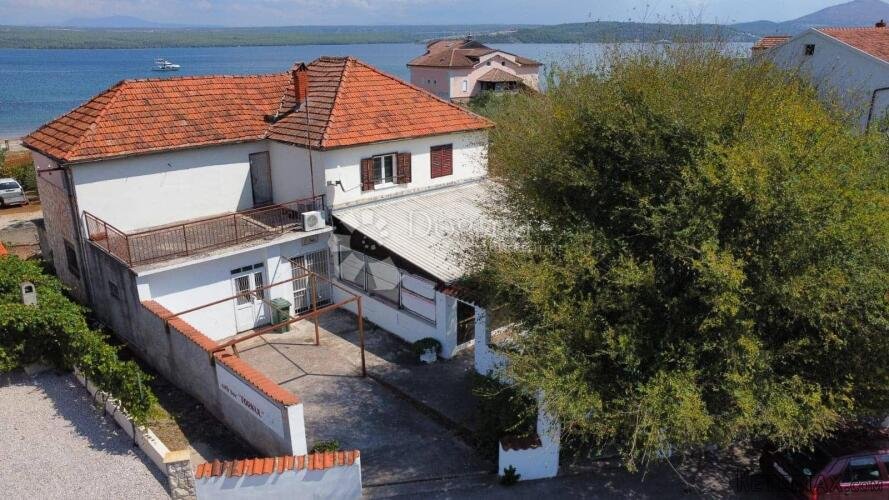 Poslovni prostor 50 m od mora