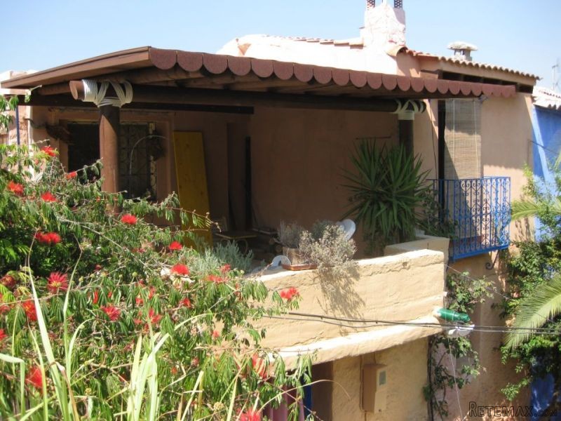 3 bedroom, 1 bathroom Villa, (build 117..