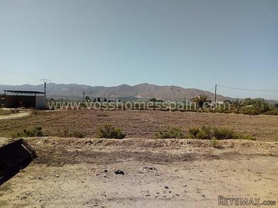 Rustic Land for sale which has a large 120m2 work shop with.. - 8