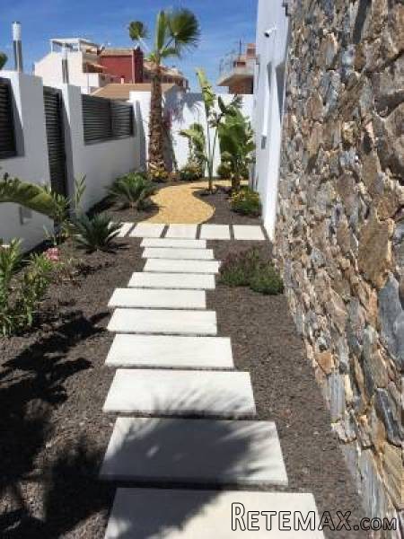 3 Bedroom 2 Bathroom Villa In San Pedro.. - 2