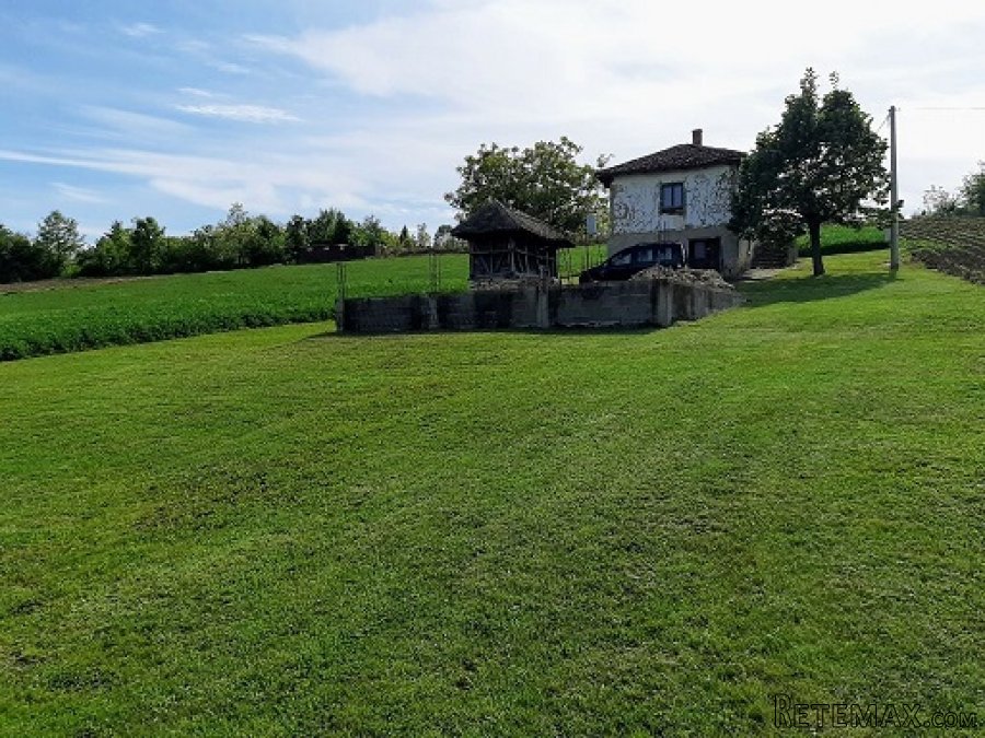 Plac sa pogledom na Kosmaj,1ha i 52ara