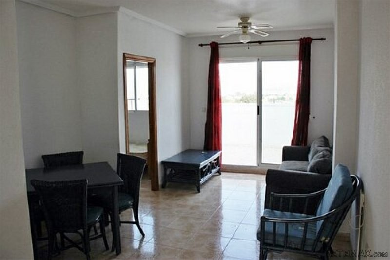2 BED TOWN CENTRE PENTHOUSE APARTMENT - 2