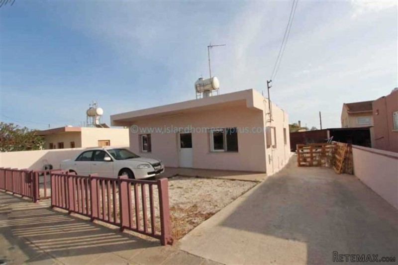House Bungalow - For Sale - 2 Bedrooms