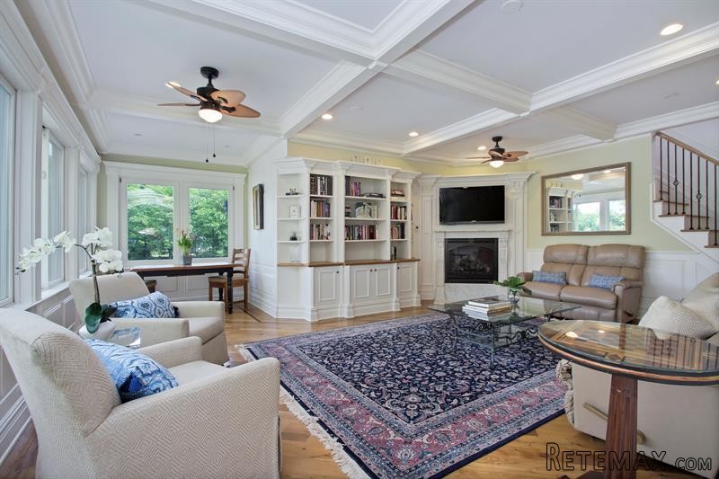 3 bedroom House For Sale: 97 Valley.. - 2