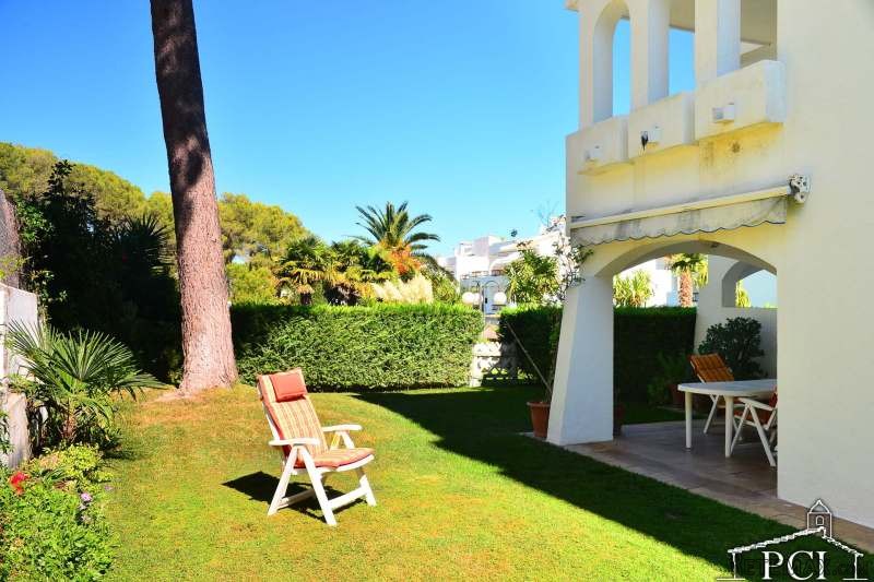 /101 Ground floor with private garden..