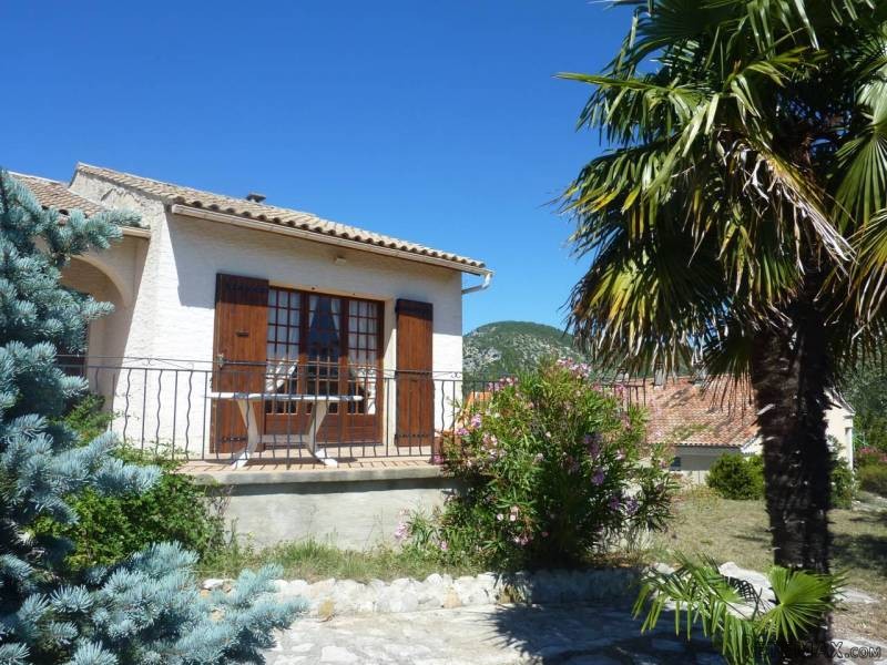 Single Storey Villa With Clear View - 2
