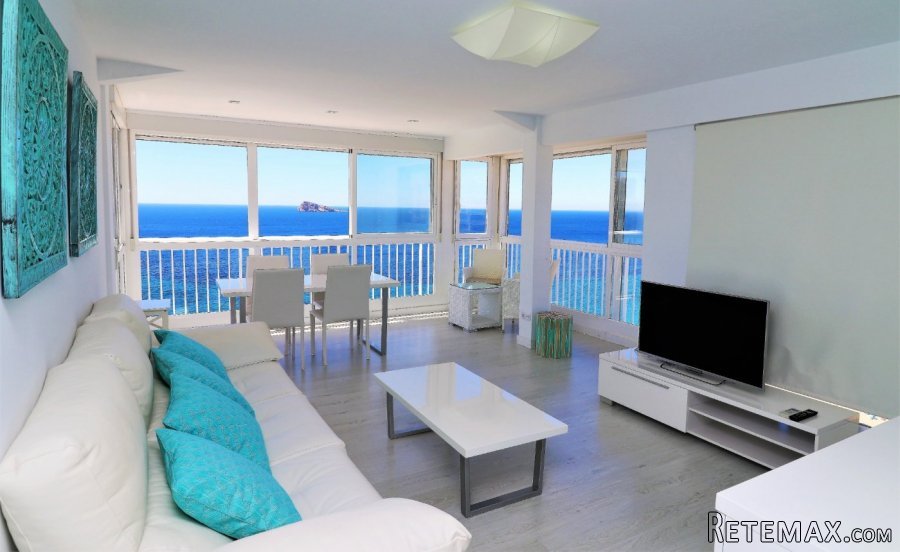 Apartamento en primera línea de la playa Levante de..