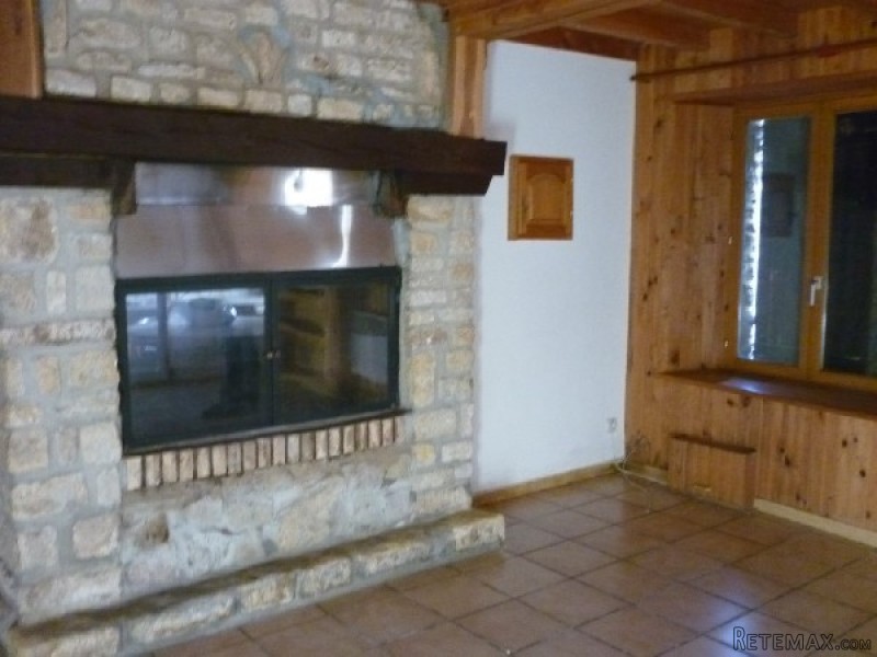 Nice Village House with Garden - 2
