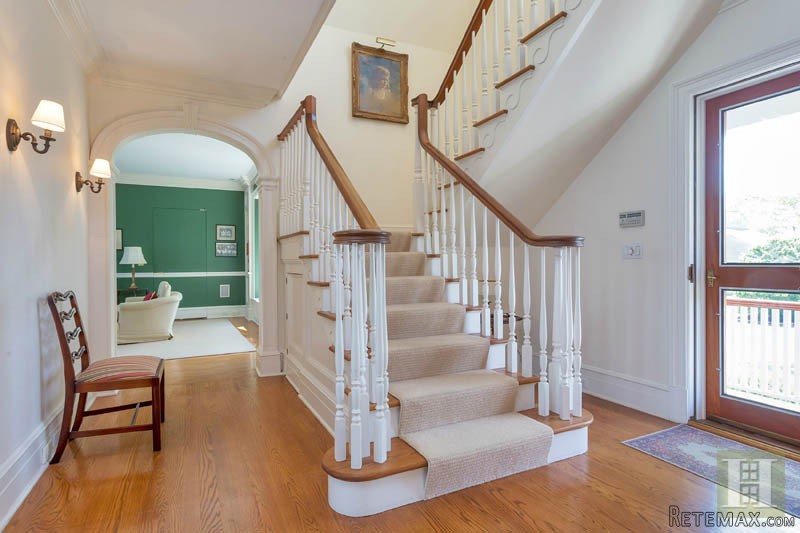 3 bedroom House For Sale: 35 WEST WAY.. - 2