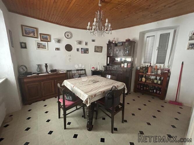 Kuća u staroj jezgri Kastva