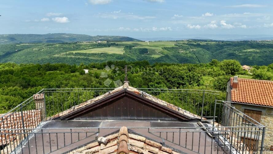TOSKANA U ISTRI, KAMENA KUĆA S POTENCIJALOM