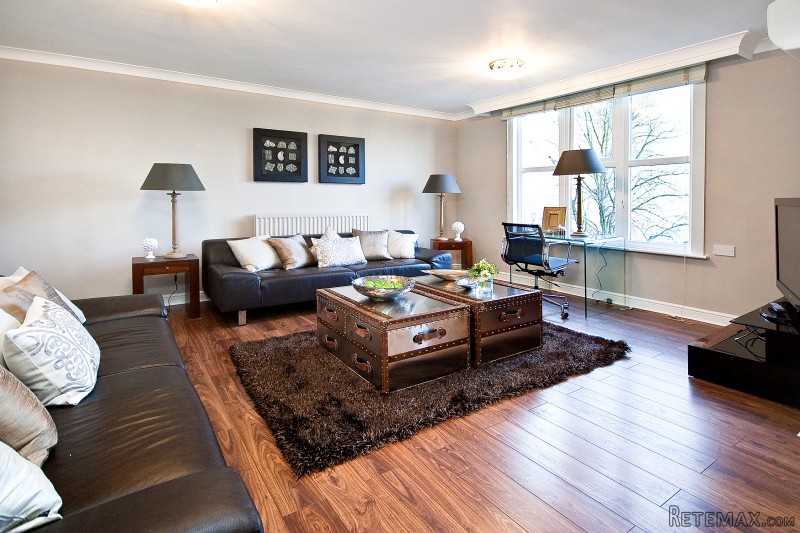 Flat 94, Boydell Court - 2