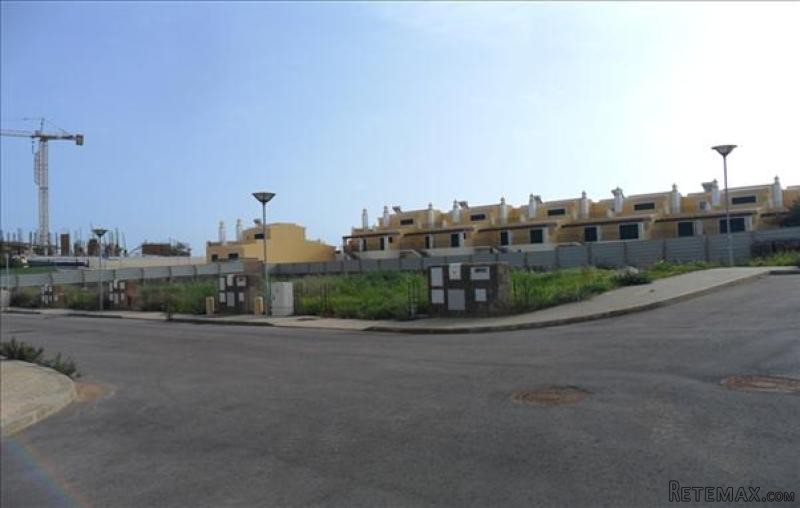 Buy Real Estate building em Faro..