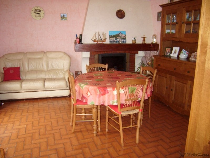 Village House With Garden And Garage - 2