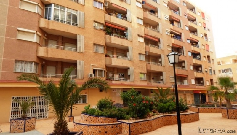 Resale · Apartment · Spain · Costa Bl..