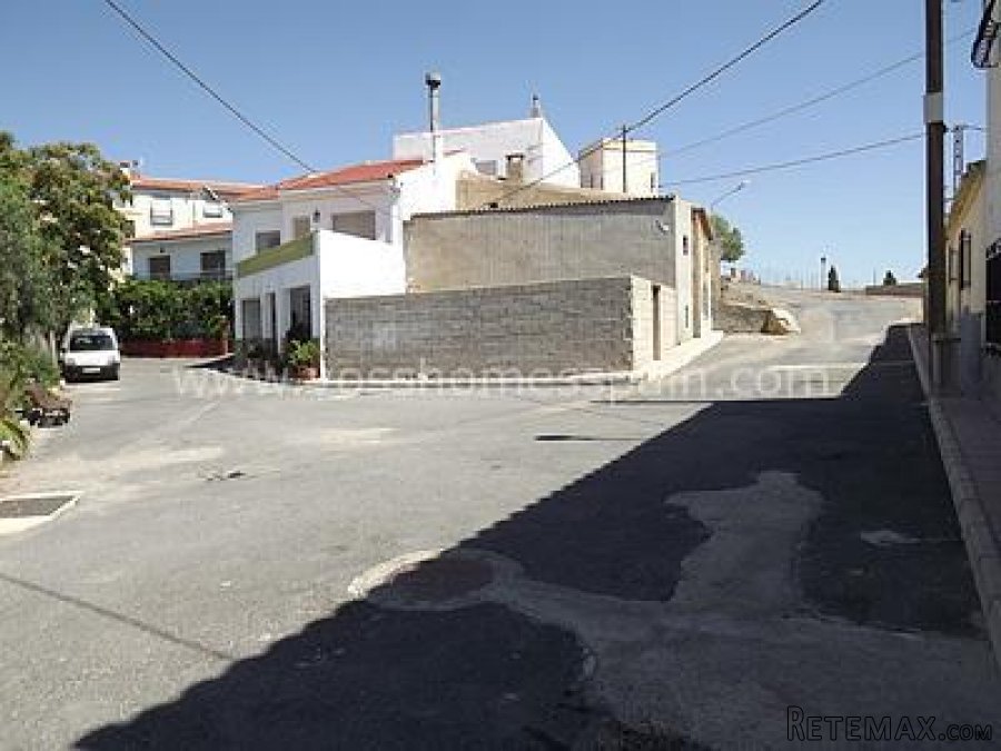 Taberno village with a 50m2 walled, private garden. Walking.. - 7