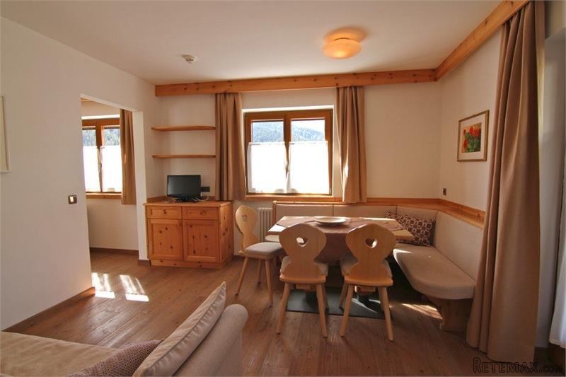 1 bedroom Apartment For Sale: Strada..