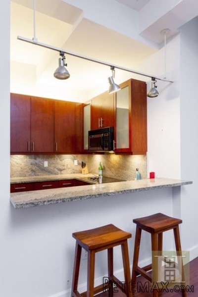 2 bedroom Apartment For Sale: 80 JOHN.. - 2