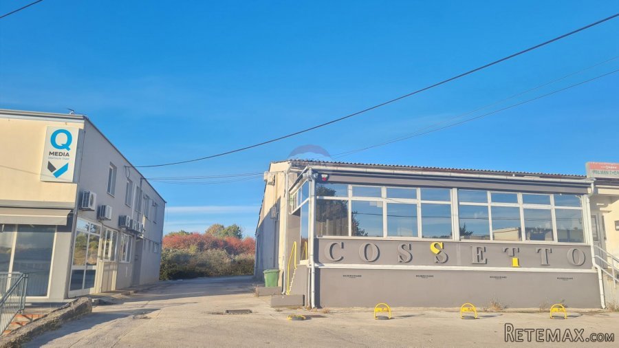 Poreč, Poslovni prostor na frekventnoj lokaciji - 2
