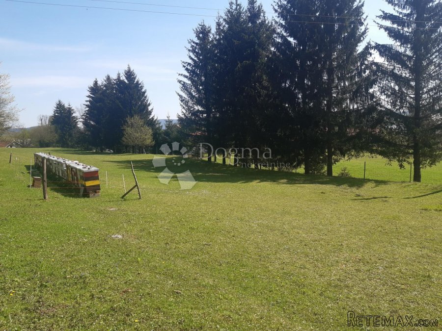 Građevinski teren, šuma i pašnjak na jezeru Sabljaci, Ogulin - 5