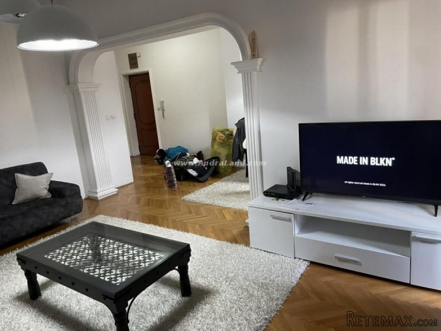 Prodaje se stan - 6